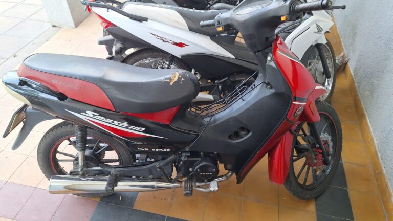 Roban una moto a punta de pistola y la recuperan horas después