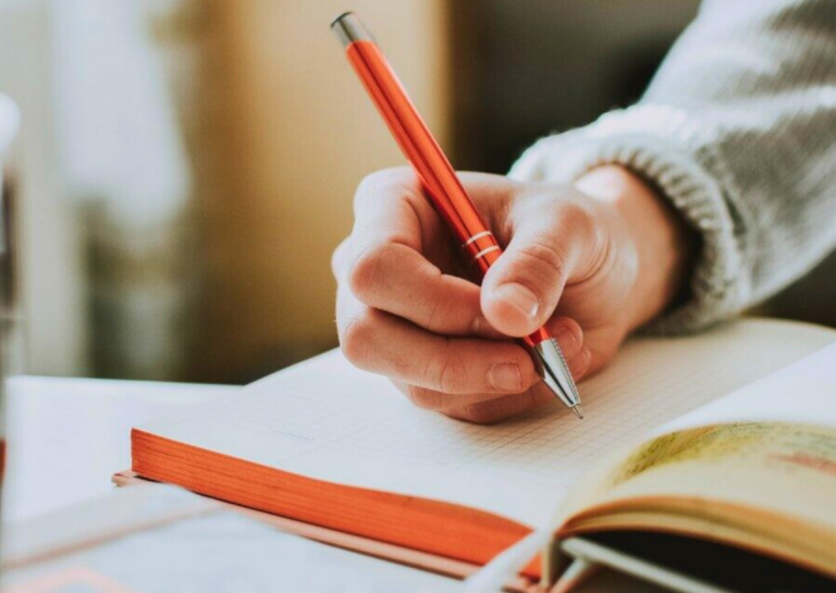 Plan FinEs: más de 9 mil estudiantes se inscribieron para finalizar la secundaria