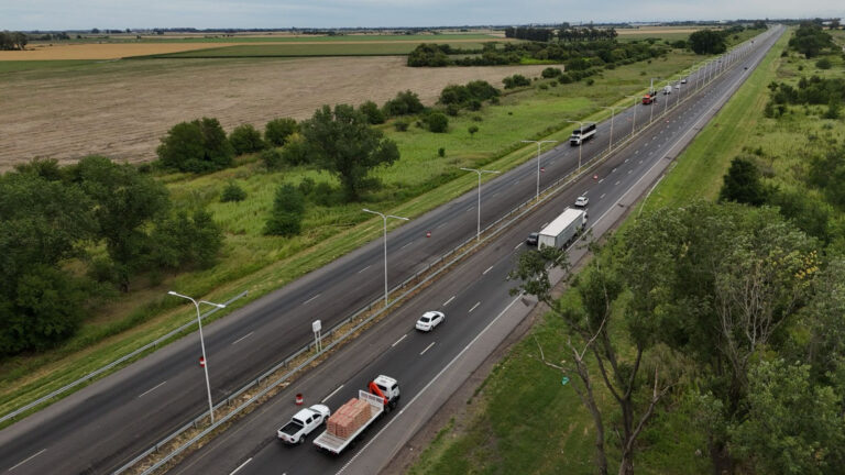 Inauguran el tercer carril de la autopista a Santa Fe y anuncian la licitación de un nuevo tramo