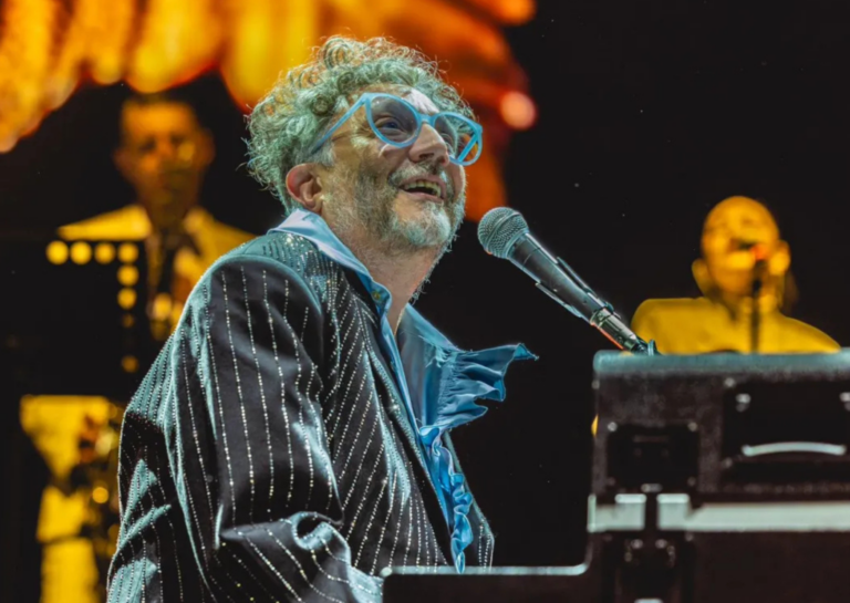 Fito Páez vuelve a Rosario con un show histórico en el Monumento