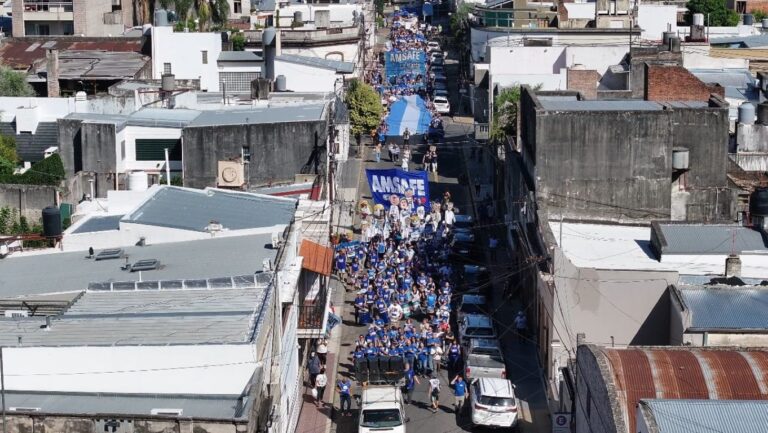AMSAFE lanza la Carpa Blanca Docente en Reconquista en rechazo a las políticas salariales del gobierno provincial
