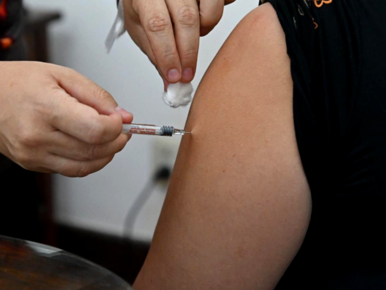 Vacunación antigripal: Santa Fe vacunó a más de 82 mil personas en nueve días