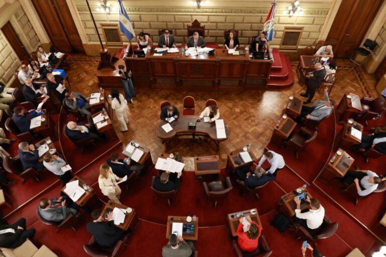 Santa Fe adhiere a la Ley Nacional Antimafias para combatir el crimen organizado