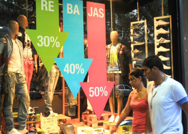 Las ventas minoristas pyme cayeron 5,6% en febrero y el consumo sigue debilitado