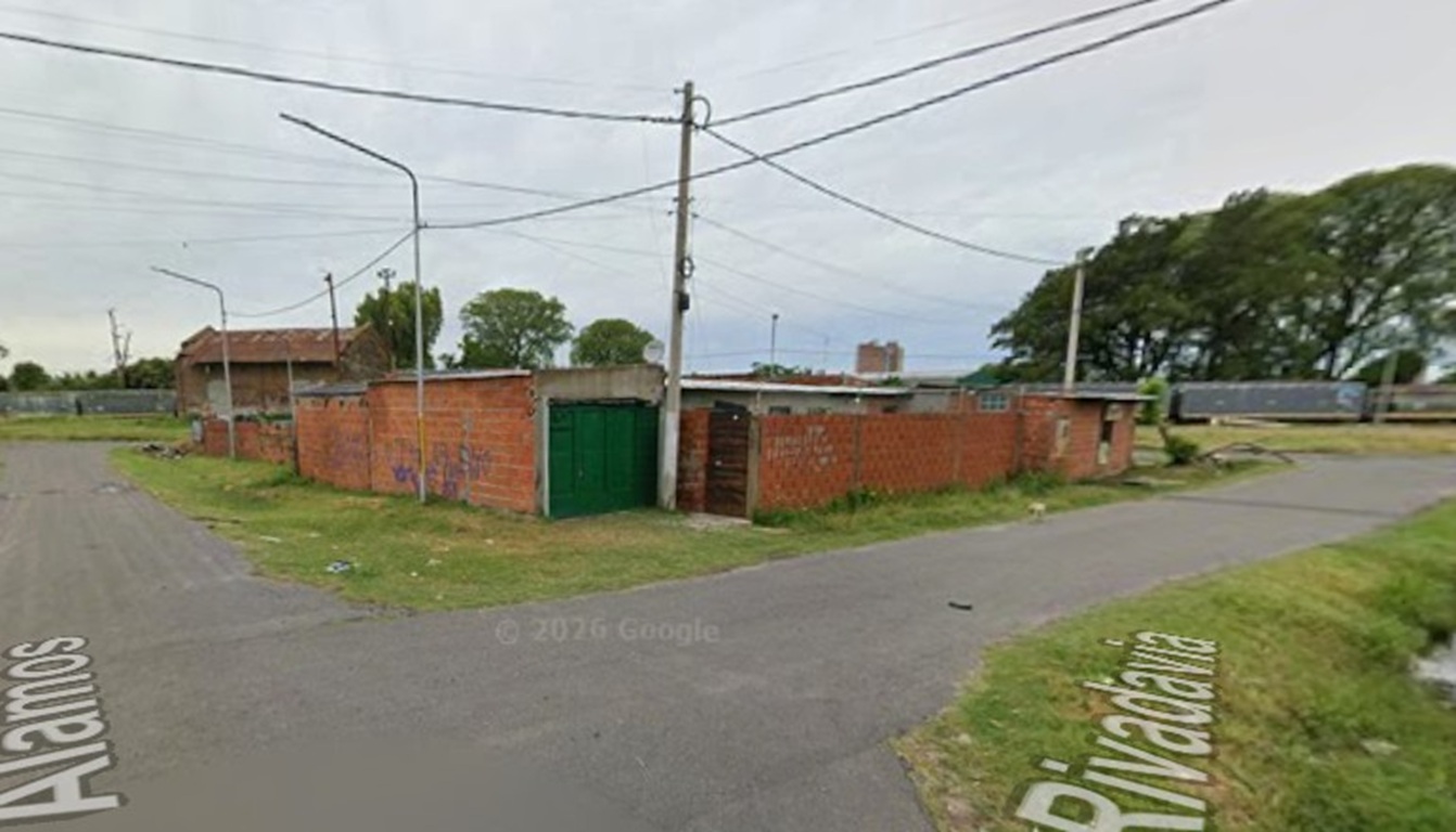 Tiros, agresión a policías y nuevo enfrentamiento entre dos familias antagónicas de barrio Mitre