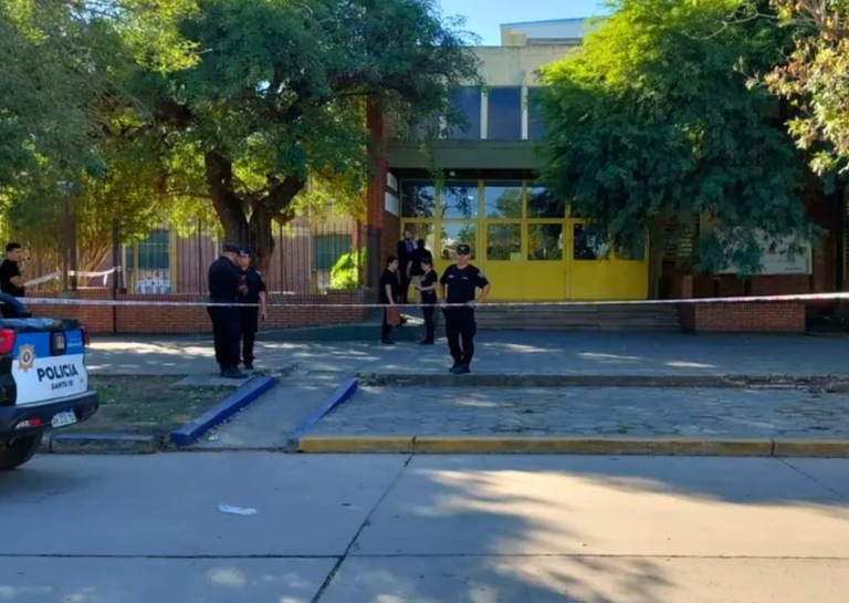 San Cristóbal: Investigan una red internacional tras el tiroteo y profundizan el análisis de redes sociales