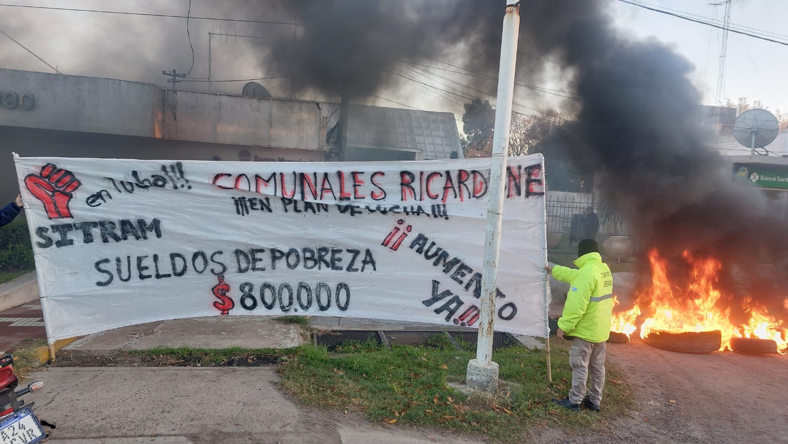 Ricardone: El SITRAM realiza un paro con corte de ruta por reclamos a la comuna de Ricardone