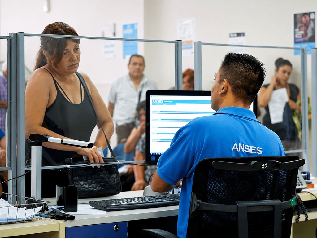 ANSES actualizó la prestación por desempleo ANSES: el monto máximo sube a $363.000. Conocé los requisitos, cómo anotarte y el calendario de pagos de mayo.