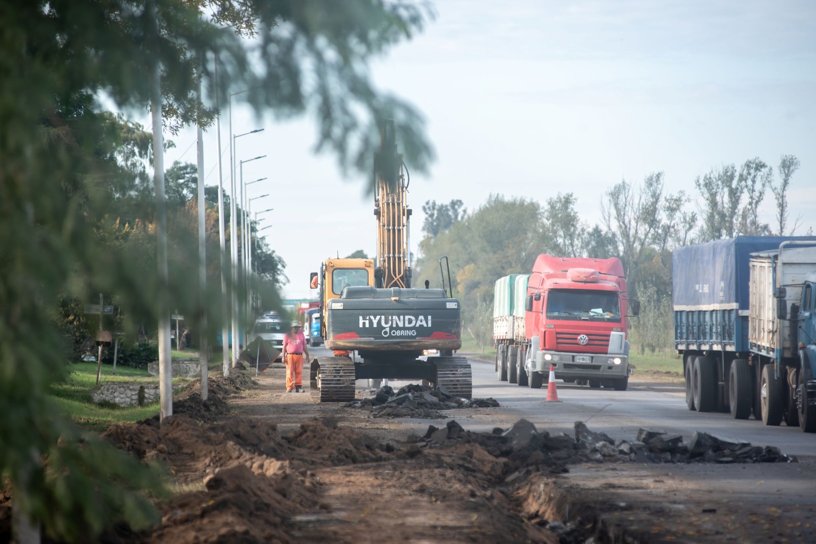 Avanzan las obras sobre la Ruta 11 en Timbúes: repavimentan el acceso sur y piden extremar precauciones
