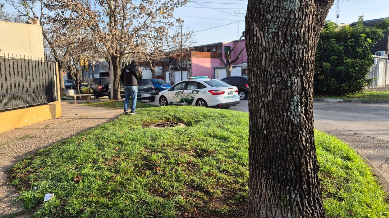 Armas, celulares y dinero secuestrado: los allanamientos que sacudieron Pueblo Andino y otras dos ciudades santafesinas