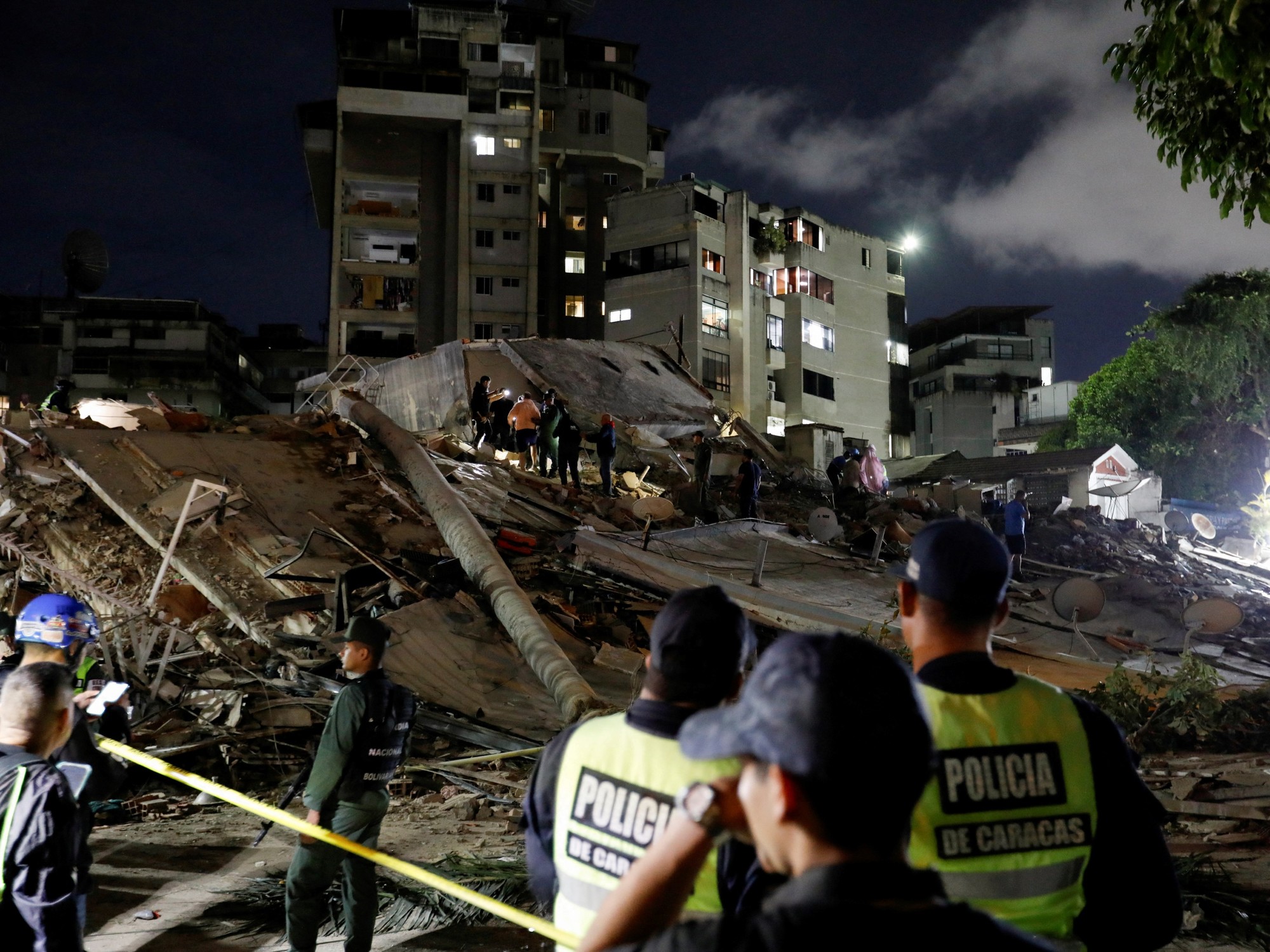 Balance oficial: 920 muertos, más de 3.300 heridos y 50.000 desaparecidos por los terremotos en Venezuela