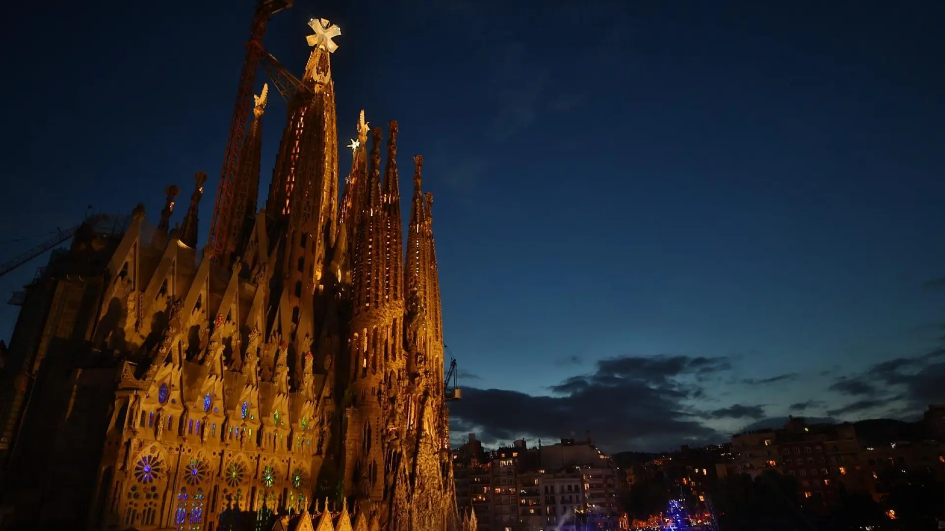 Histórica inauguración en Barcelona: el Papa consagró la Sagrada Familia, la obra cumbre que se financió sin fondos públicos