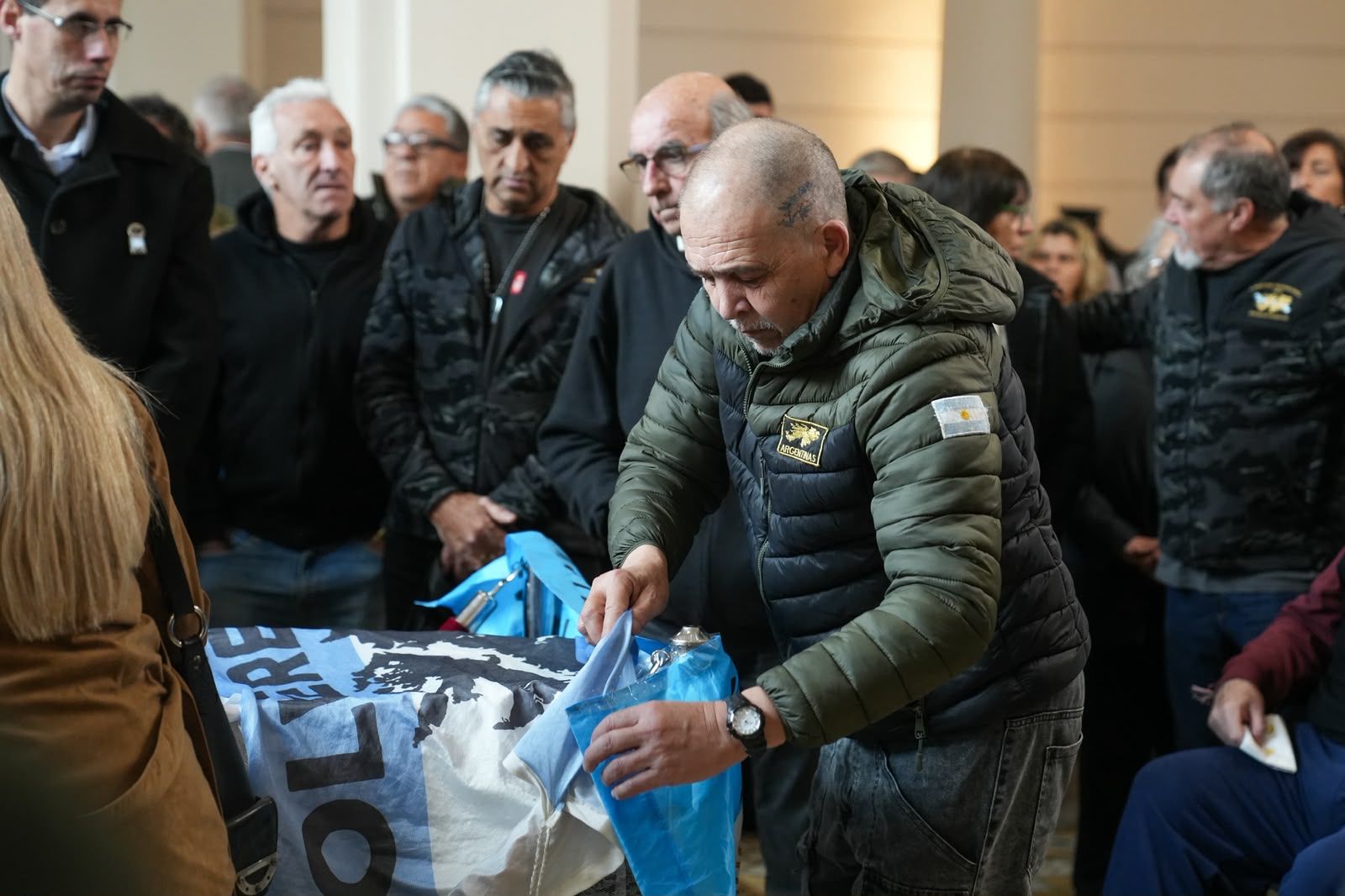 Maximiliano Pullaro durante el homenaje a Rubén Rada en la Sede de Gobierno de Rosario.