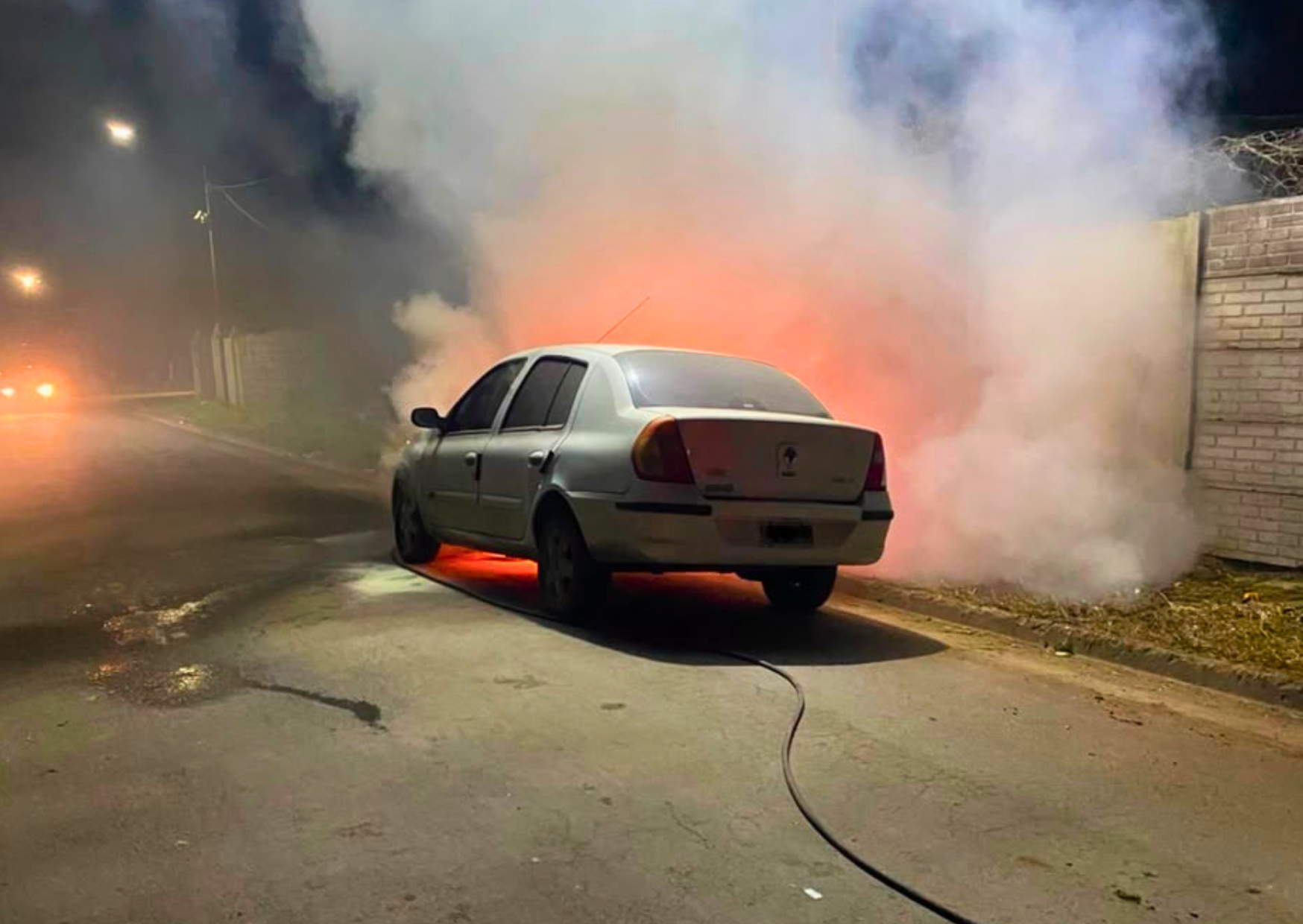 Se incendió un automóvil en San Lorenzo: sufrió pérdidas de consideración