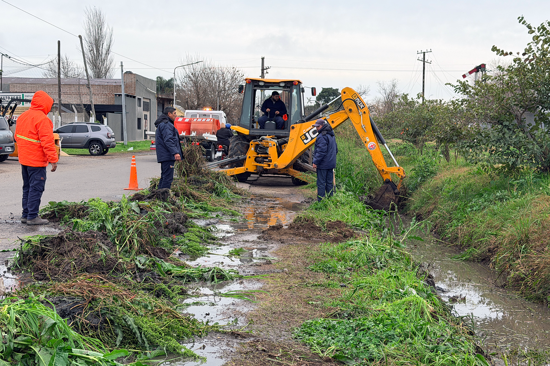 Obras preventivas en los barrios de San Lorenzo ante la amenaza de lluvias por El Niño