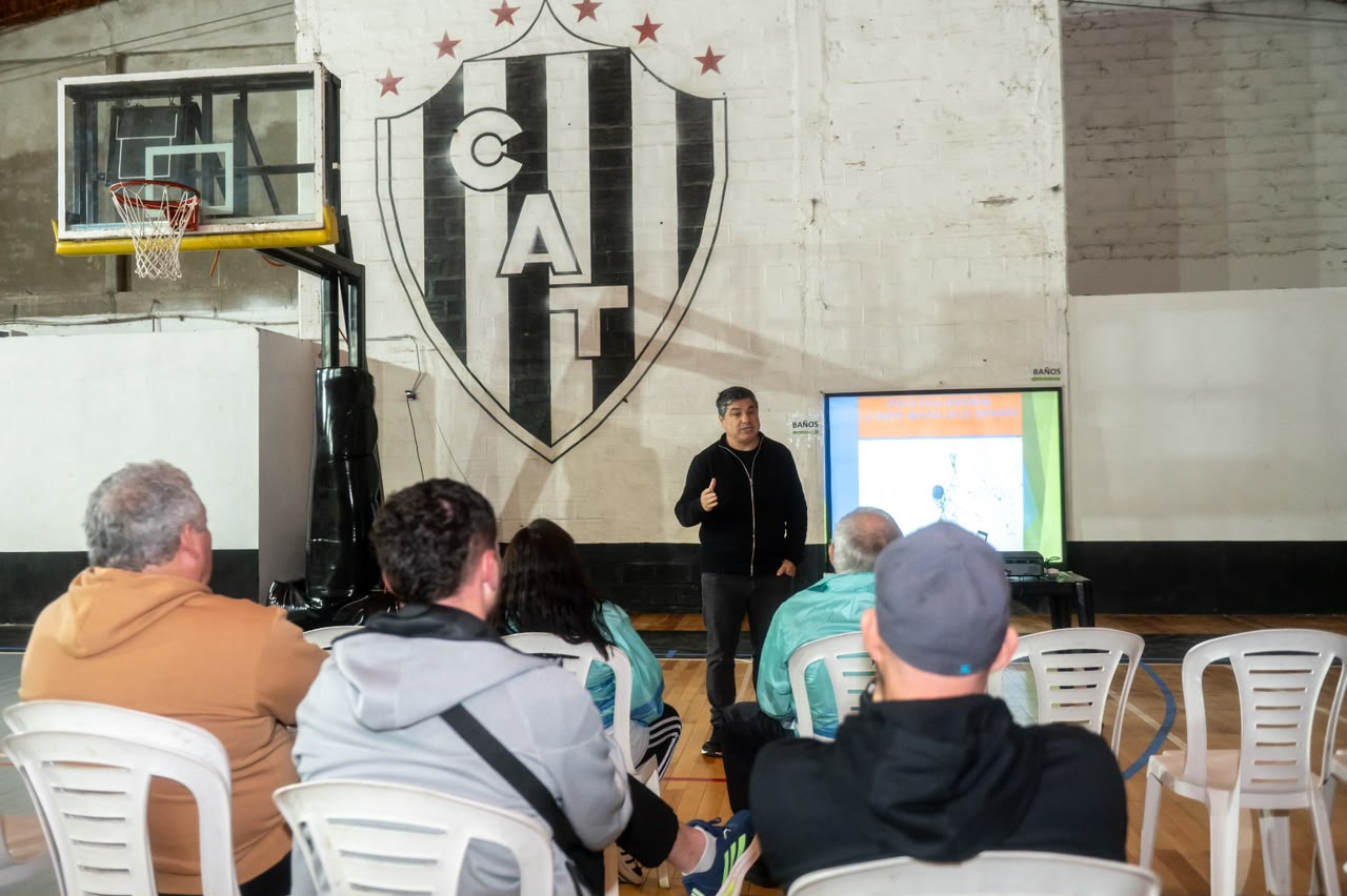 Capacitación sobre psicología deportiva en Timbúes para entrenadores y deportistas