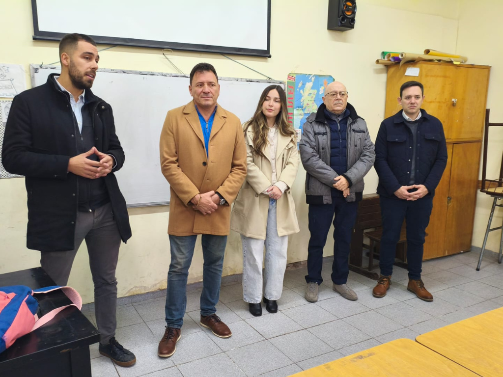 Curso de Electricista Industrial de la UTN en San Lorenzo