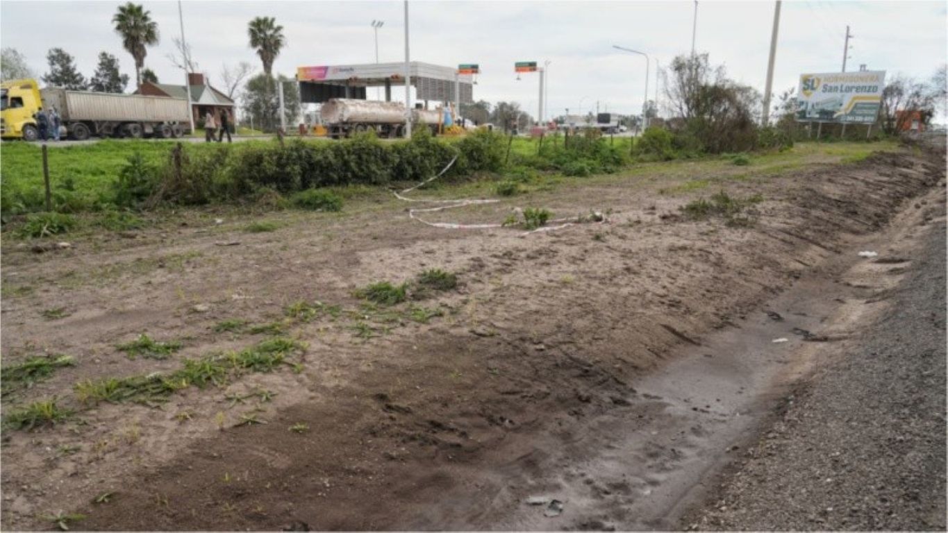 Identificaron al hombre hallado muerto en la colectora a autopista : la víctima tenía frondosos antecedentes criminales