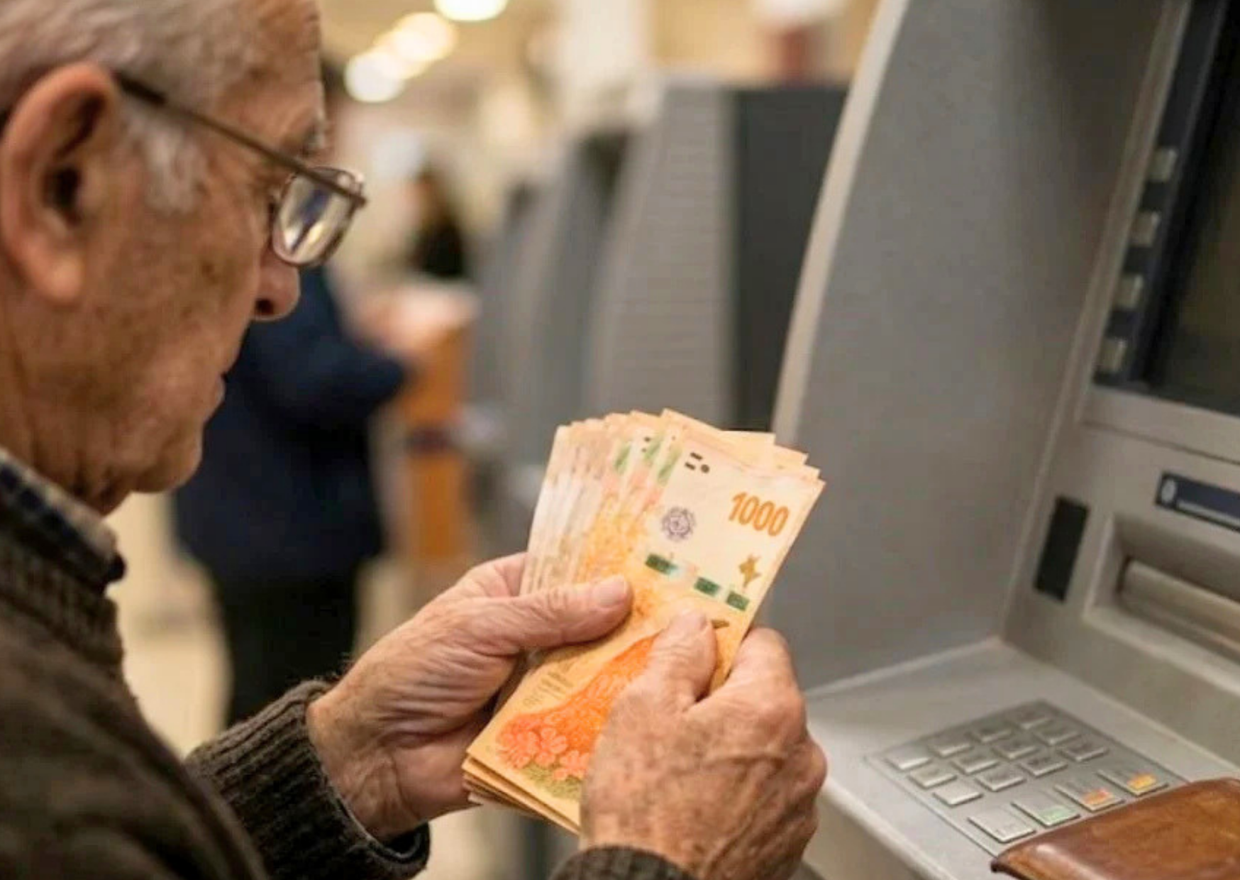 Aumento confirmado para jubilados de ANSES: la jubilación mínima pasará a ser de $428.633,20