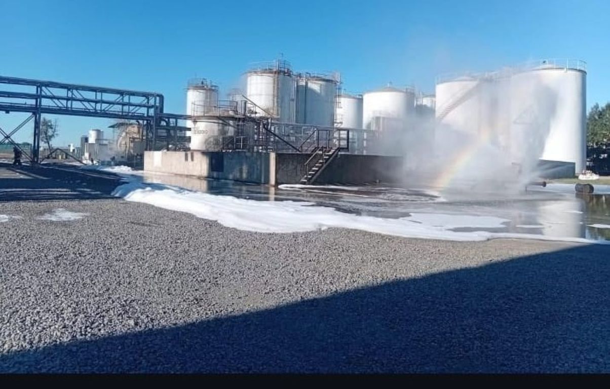 Explosión en Albardón Bio: el tanque de metanol cayó sobre otros recipientes con químicos