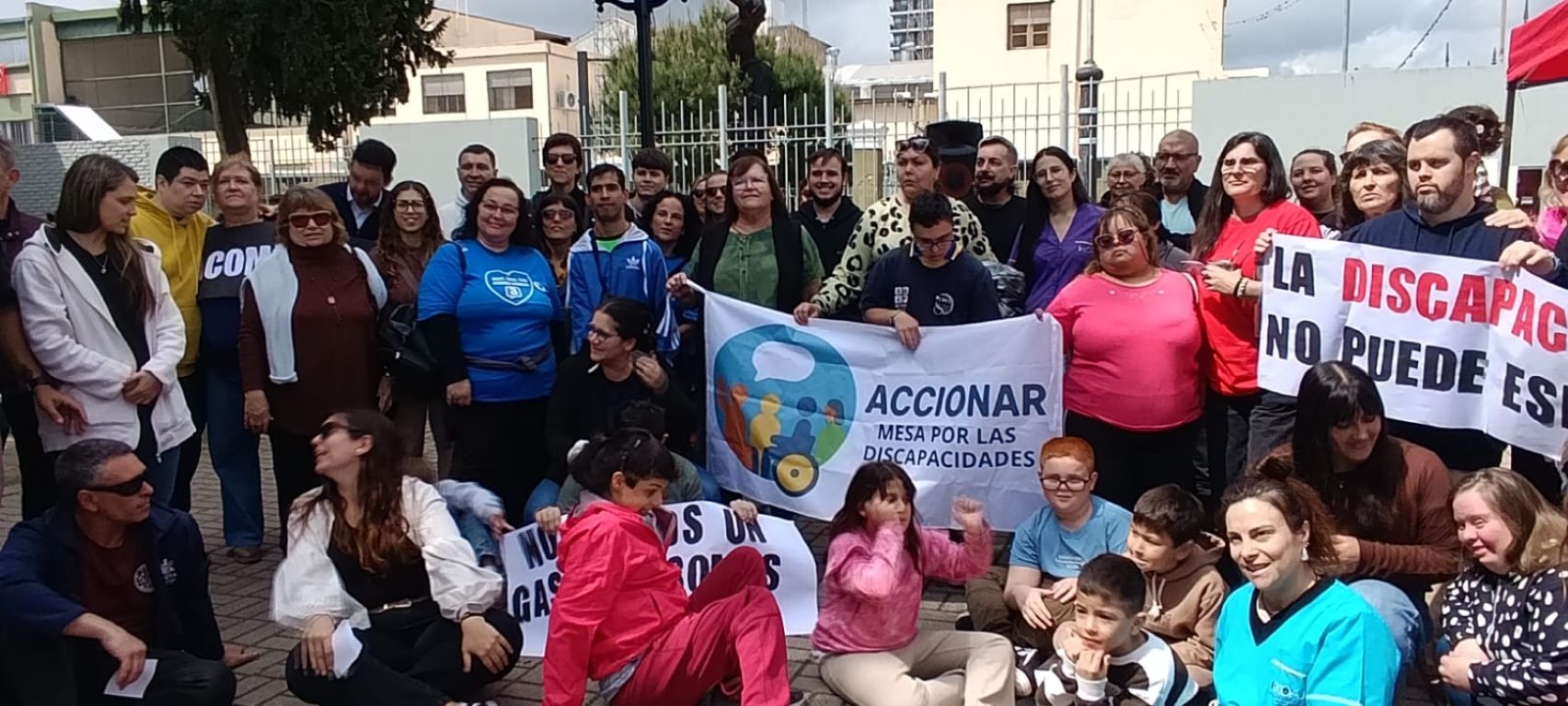 Discapacidad: familias y prestadores advierten que la crisis obliga a reducir días de atención