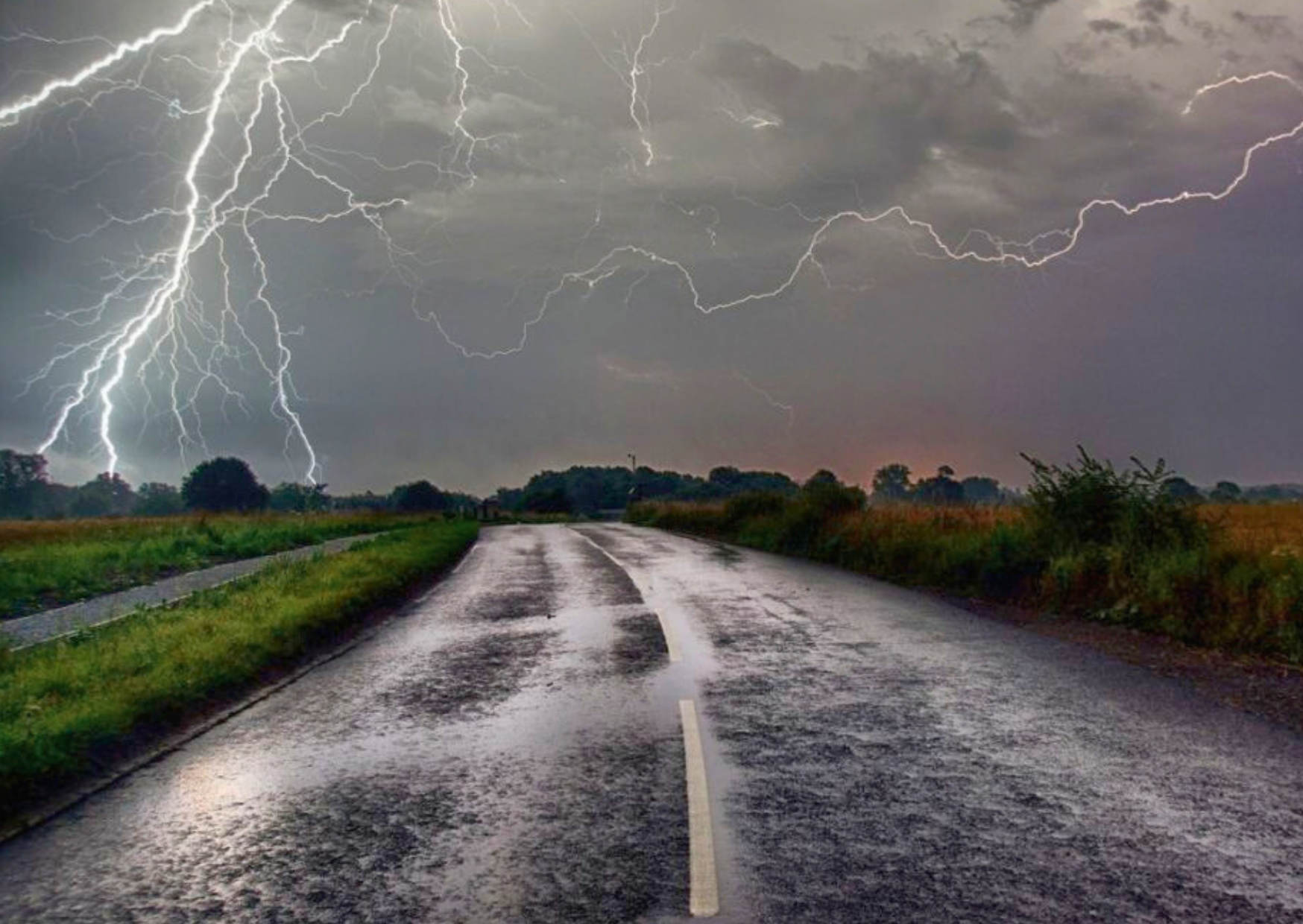 Cielo nublado y tormentas severas en la región en el marco de la alerta por tormentas del SMN.